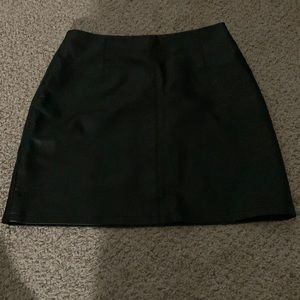 black mini leather skirt